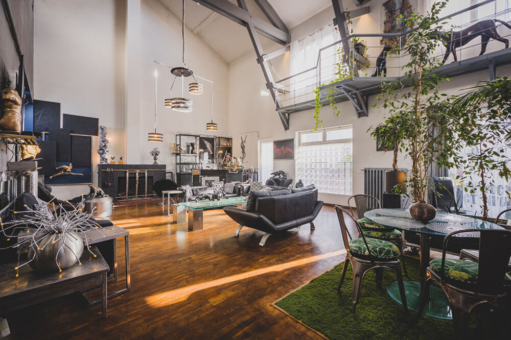 Vente Appartement VILLEMOMBLE, Loft 268m2, 6 pièces Villemomble