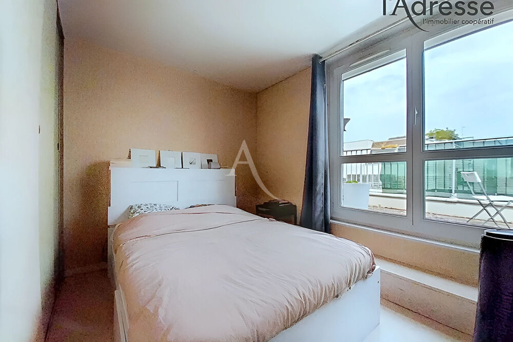 Appartement Suresnes - Vendu loué - 2 pièces 44m2 -Terrasse -18m² Cave - parking