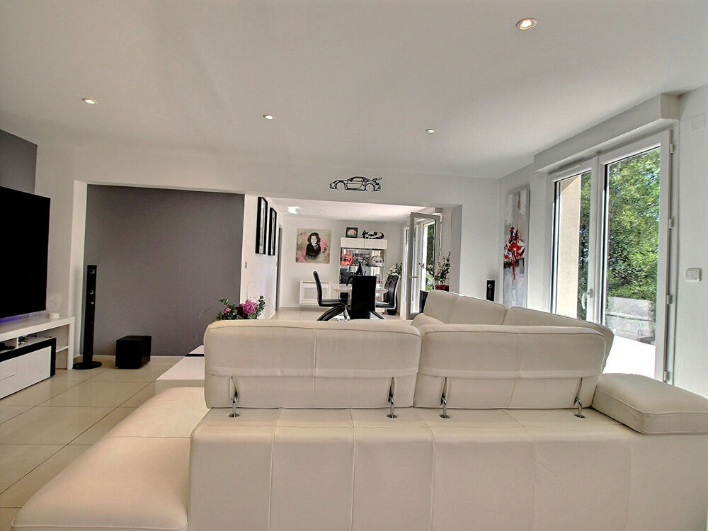 à vendre  Maison Rochefort-du-Gard (30650)