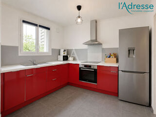  Appartement à louer 4 pièces 75 m²