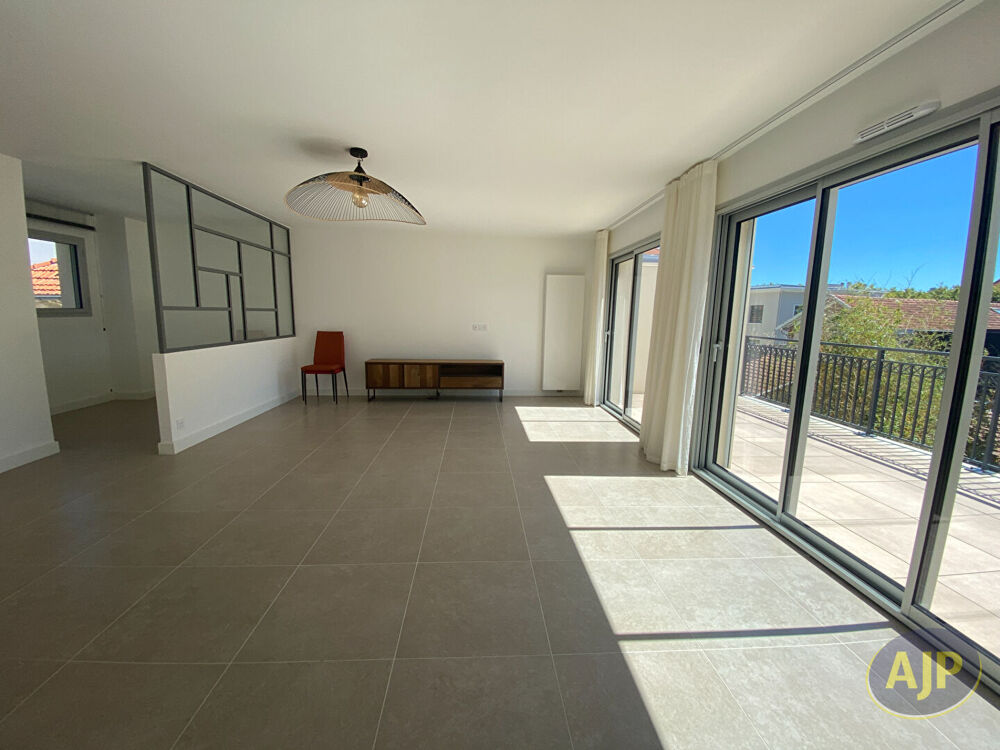 Location Appartement ARCACHON CENTRE - T4 MEUBLÉ - 125m² Arcachon
