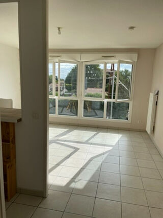  Appartement à louer 1 pièce 29 m²