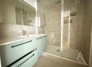  Appartement à louer 3 pièces 59 m²
