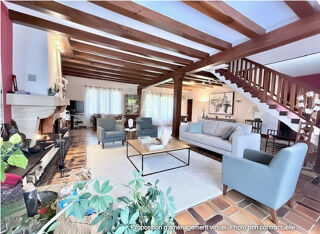  Maison à vendre 12 pièces 258 m²