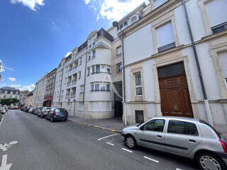  Appartement à louer 1 pièce 25 m²