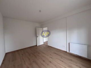  Appartement à louer 2 pièces 45 m²