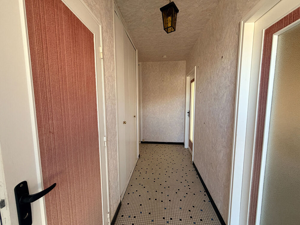 Vente Maison MAISON DE PLAIN-PIED, 2 CHAMBRES, SOUS-SOL TOTAL, GARAGE, DPE D, COOLUS Coolus