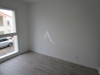  Appartement à louer 2 pièces 41 m²