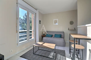  Appartement à louer 1 pièce 19 m²