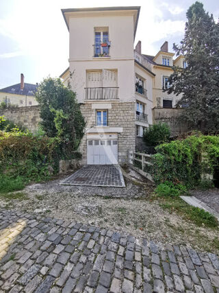  Appartement à louer 2 pièces 46 m²