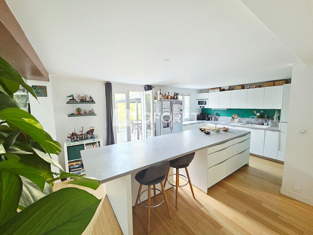 Vente Maison Maison familiale de 150m2 - T7 Epone