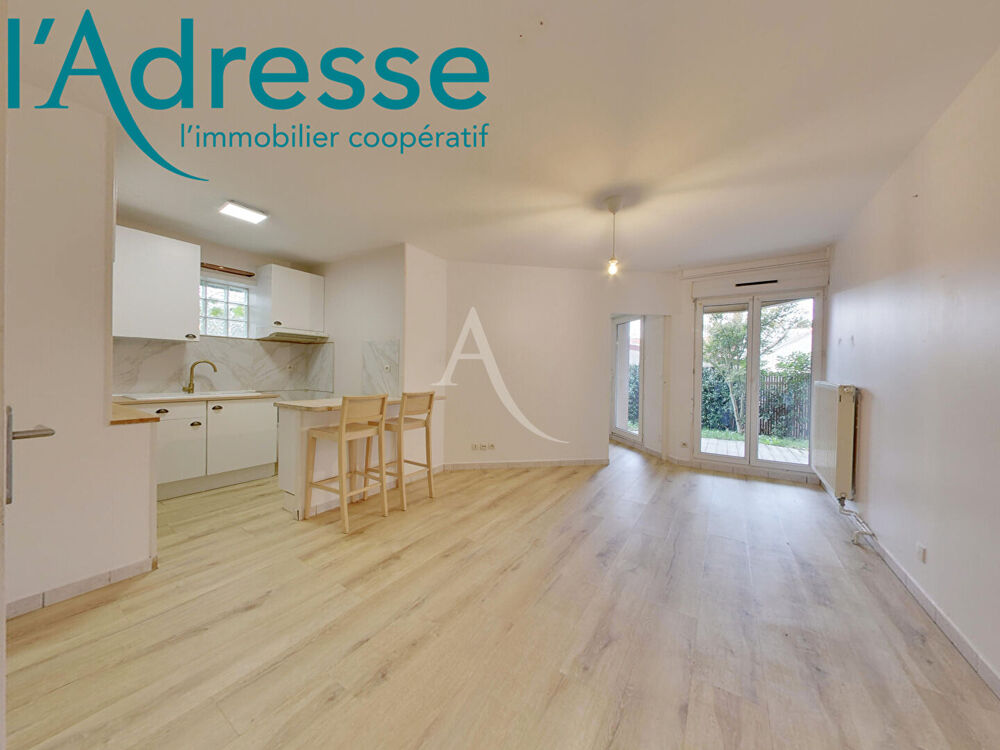 Vente Appartement Appartement Rez-de-jardin 2 pièces avec jardin terrasse, jardin privatif et box Noisy le grand