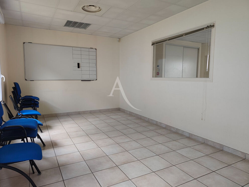   Local  professionnel Saintes
