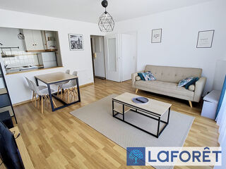  Appartement à louer 2 pièces 42 m²