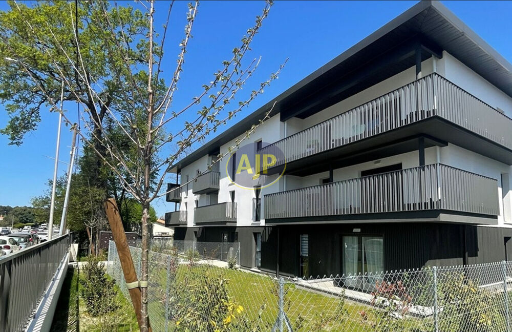 PESSAC - APT T4 DUPLEX