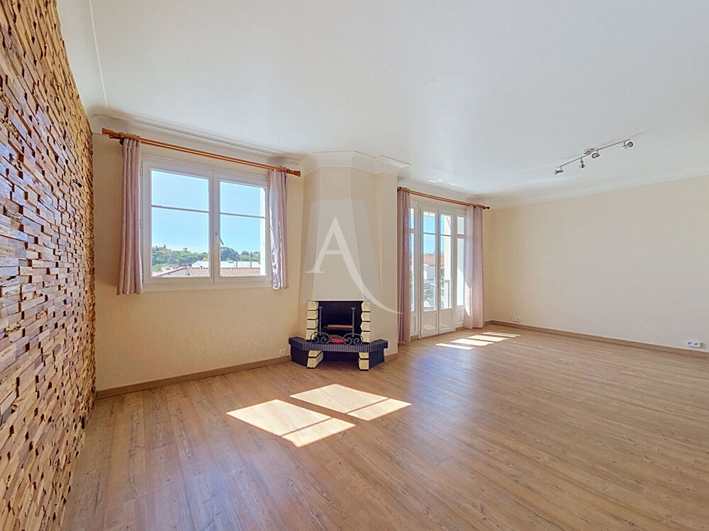 Vente Appartement Appartement Pau  1 chambre- Garage - Cave Pau