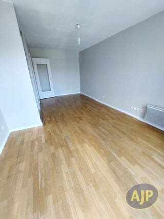  Appartement � louer 1 pi�ce 27 m�