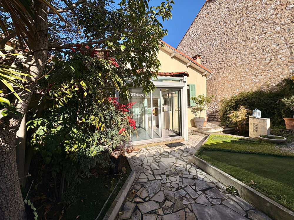 Maison 4 pièces 1 m² · à Marseille 8 · 1 m² · 629 000 €