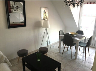  Appartement à louer 2 pièces 33 m²
