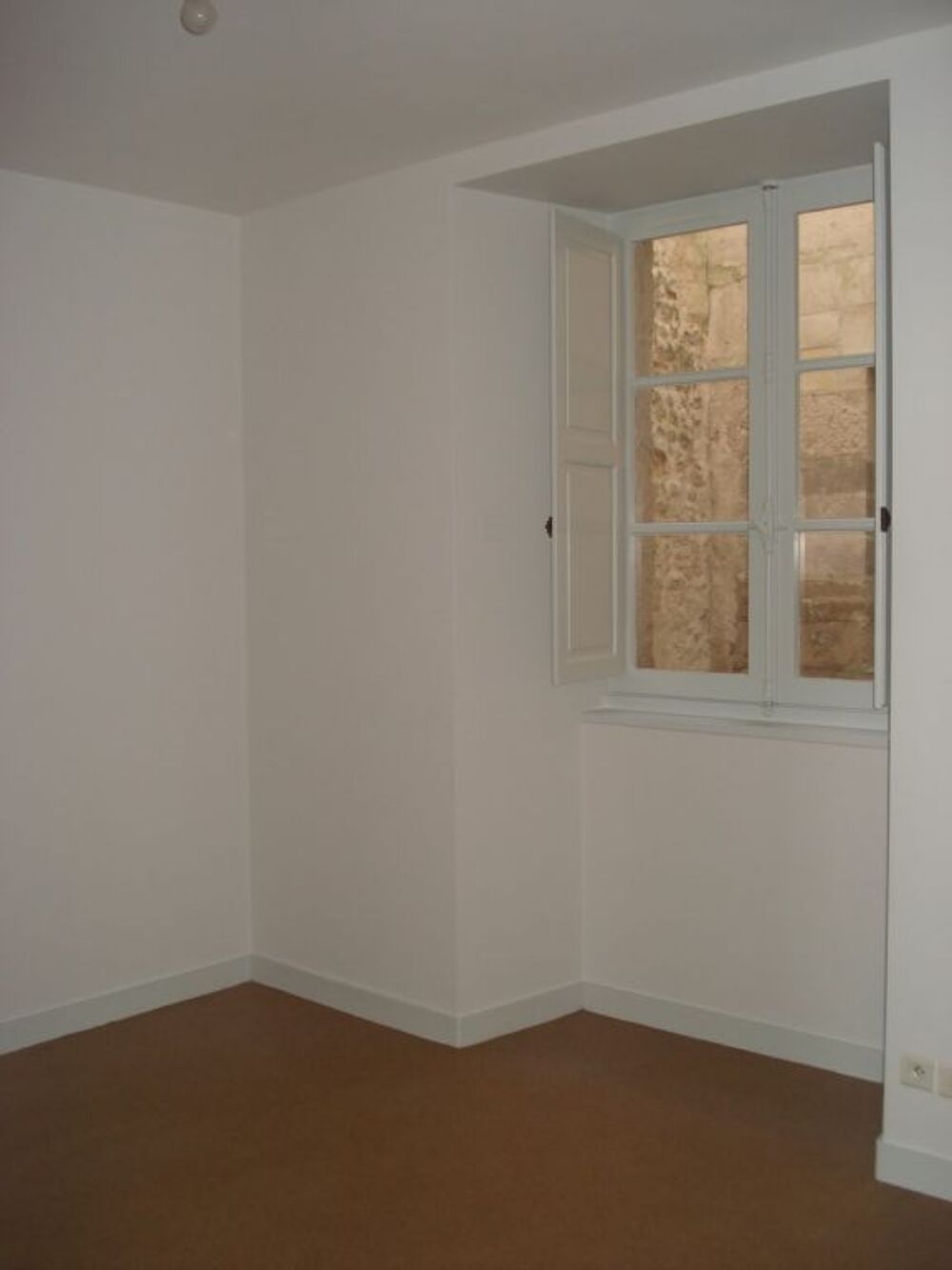 Location Appartement Appartement Fontenay Le Comte 2 pièce(s) 35 m2 Fontenay le comte