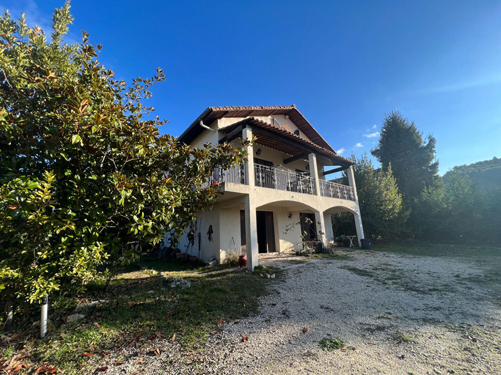 Vente Maison Maison Levens 6 pièce(s) 165.40 m2 Levens