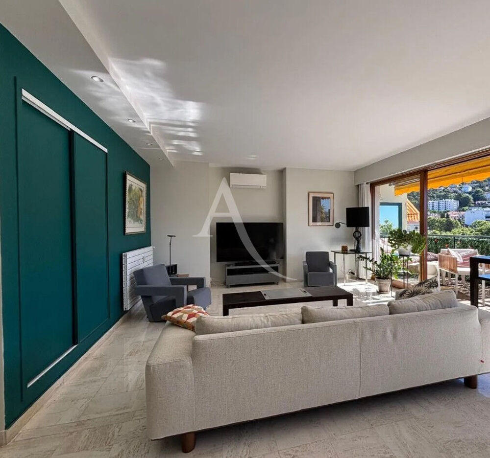 Vente Appartement **Le Cannet Mairie ** Superbe 2/3 pièces avec terrasse vue mer** 83m² + box Le cannet