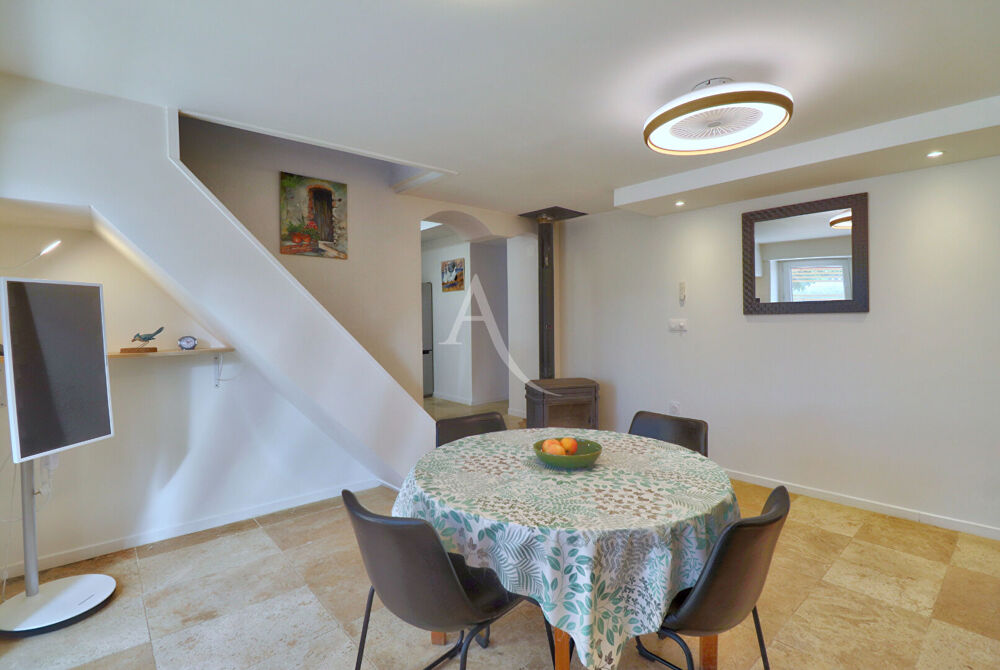 Vente Maison VILLA LUMINEUSE AU CALME AVEC TERRASSE DEPENDANCE GARAGE JARDIN ARBORE PUIT Oraison