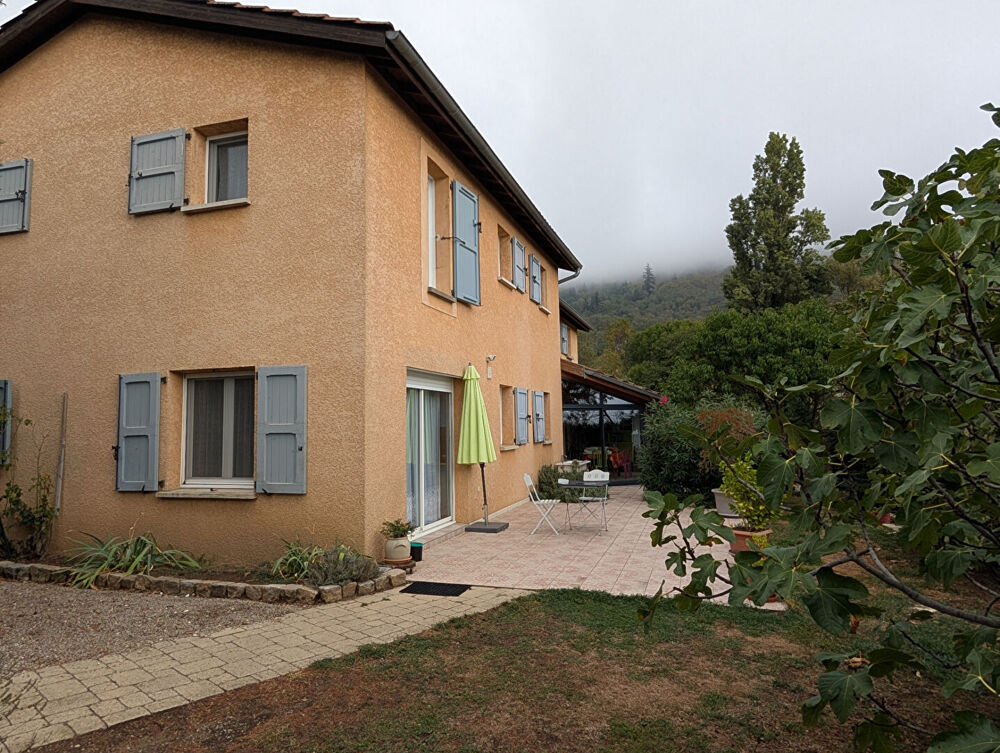 Vente Maison CHUYER : MAISON DE 207 M² SUR TERRAIN DE 1300 M2 Chuyer
