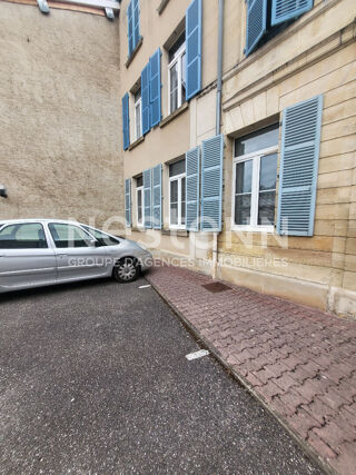  Appartement à louer 2 pièces 60 m²
