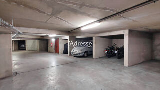  Parking / Garage � vendre 
