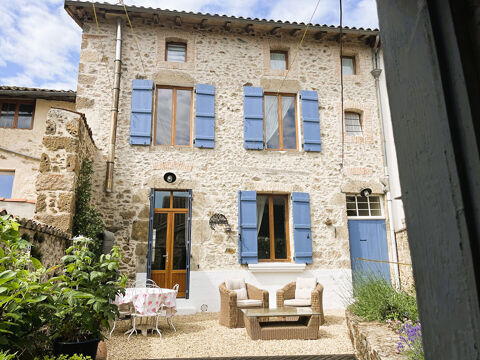   Maison au coeur de Rochechouart 7 pi�ce(s) 180 m2 avec jardin Maison - 7 pi�ce(s) - 180 m�