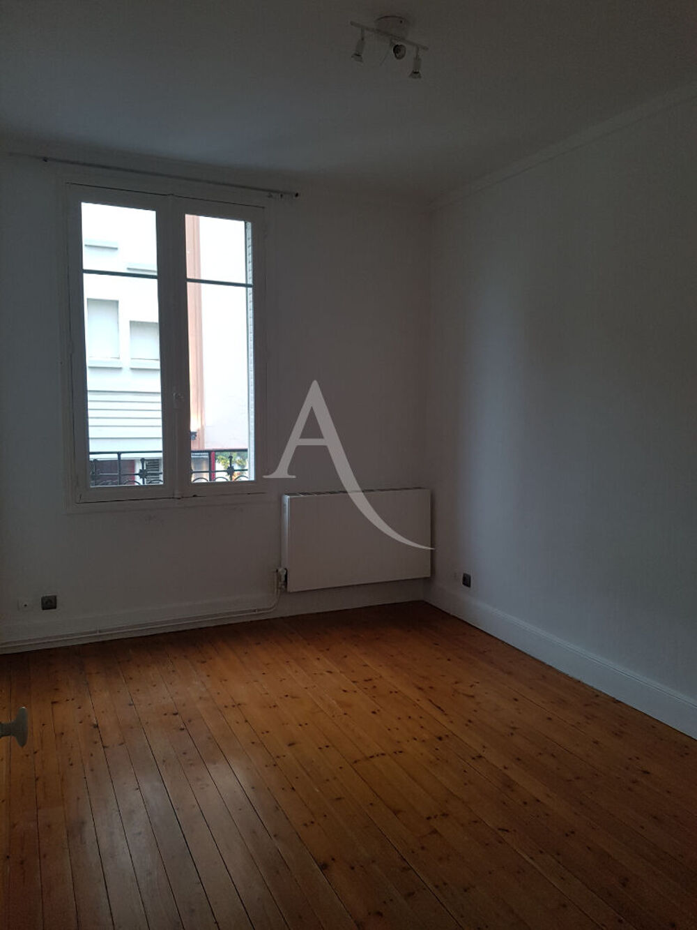 Location Appartement F2 EN CENTRE VILLE Soissons