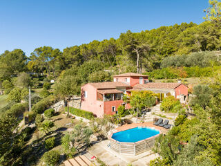  Maison  vendre 7 pices 201 m