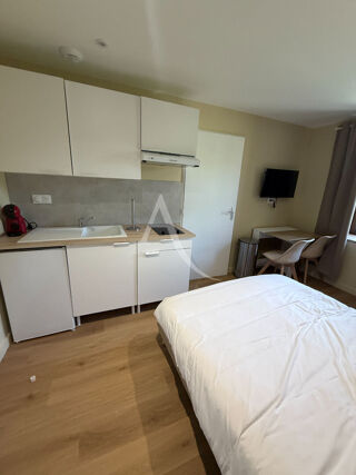  Appartement à louer 1 pièce 18 m²
