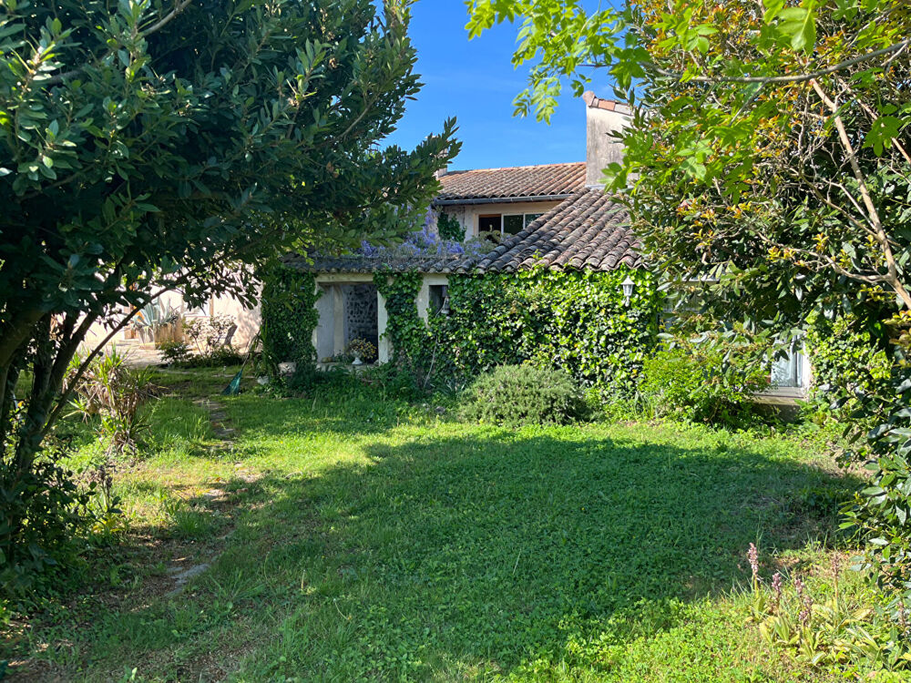 Drôme, Loriol-sur-Drôme : Deux habitations, une piscine, un fort potentiel !