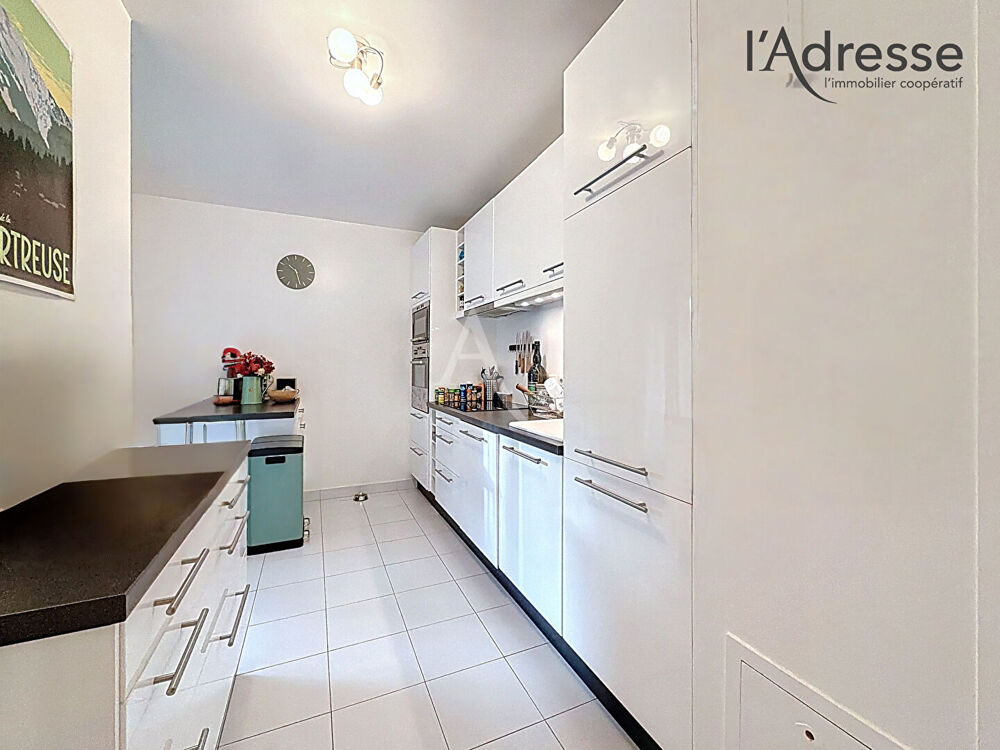 Location Appartement Appartement Suresnes 3 pièce(s) 81 m2/Meublée/ Parking Suresnes