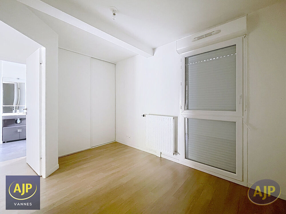 SAINT-AVE - T3 EN REZ DE JARDIN 59 M2