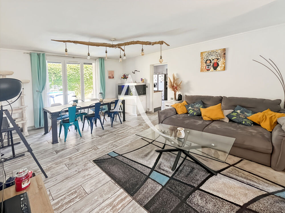 A Vendre Maison de type 4 d'environ 100 m2 avec garage et jardin à Allauch 13190