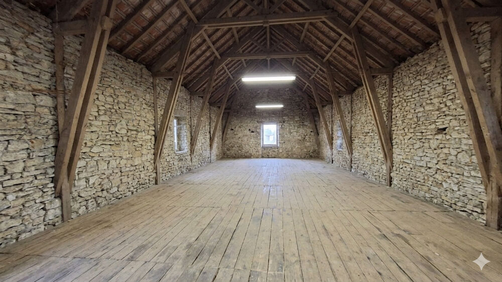 Vente Remise/Grange GRANGE EN PIERRE DE 360 M² À RÉNOVER ! Rueyres