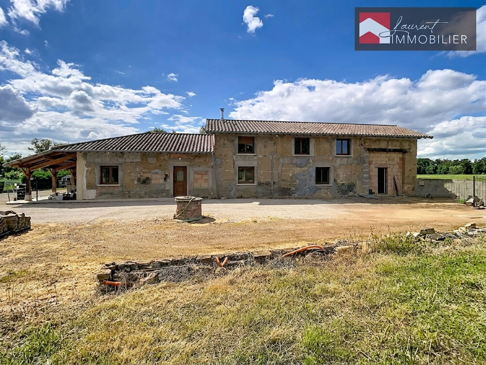 Corps de ferme rénové de grande superficie, 4 chambres, Spacieux terrain
