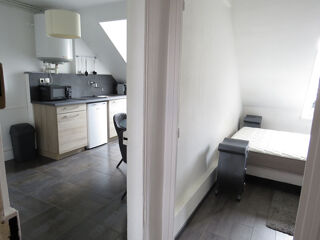  Appartement à louer 2 pièces 27 m²