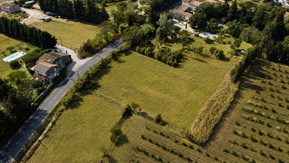 Vente Maison Mas du XVIII? siècle à réinventer ? Pierre, lumière et grands espaces Montfrin