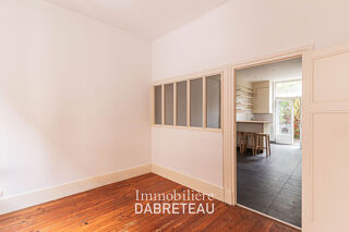  Appartement à louer 2 pièces 37 m²