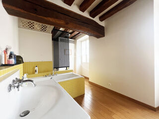  Maison  vendre 10 pices 260 m