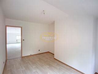  Appartement à louer 3 pièces 72 m²