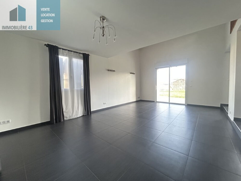 Maison familiale 110 m2 avec jardin clos POLIGNAC (Marnhac)