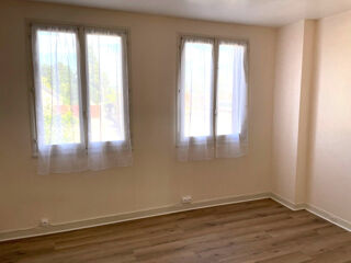  Appartement à louer 2 pièces 50 m²