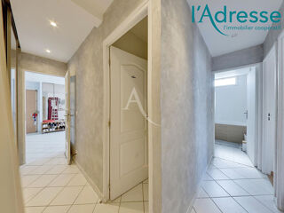  Appartement à vendre 4 pièces 77 m²