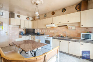  Maison � vendre 11 pi�ces 240 m�