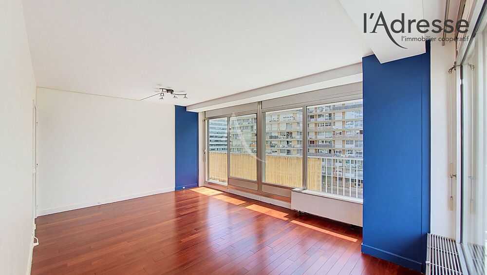 PUTEAUX/CENTRE 3 pièces de 61 m² avec balcon 15m², cave et parking.